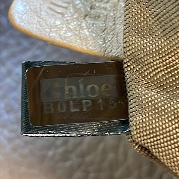 Chloe Lily Pink Small Crossbody Bag - Picture 7 of 14